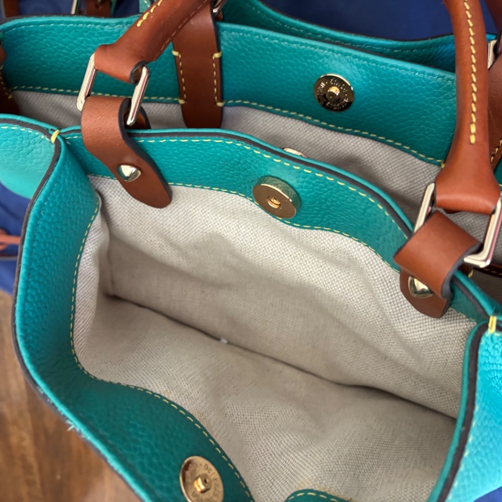 Dooney and Bourke Lucca pebbled leather Barlow teal - Picture 7 of 10